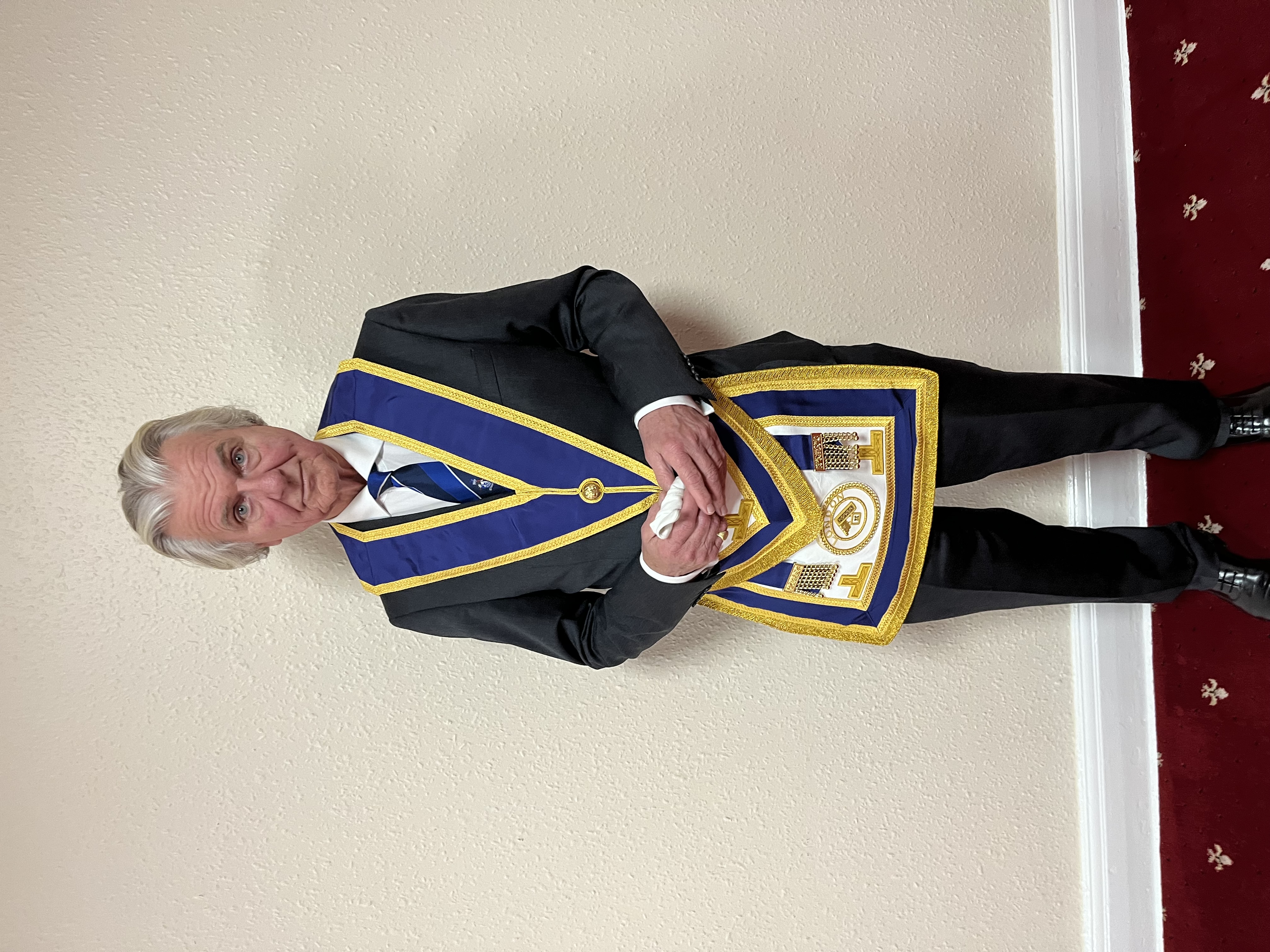 9438 WM ResizedImageWzI1OCwzMjBd